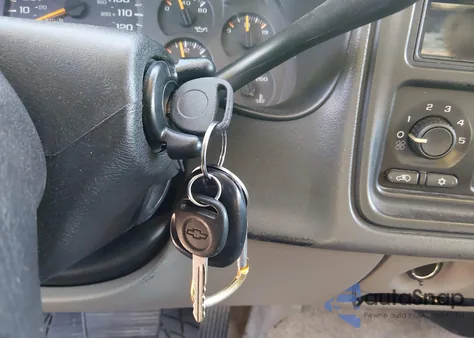 2003 Chevrolet Tahoe Ls из США, поврежденный, VIN 1GNEK13Z63R200582